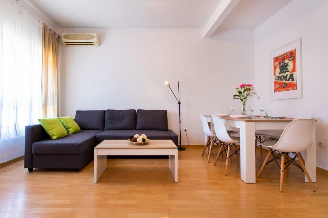 Stay Barcelona Borne Apartment Bagian luar foto