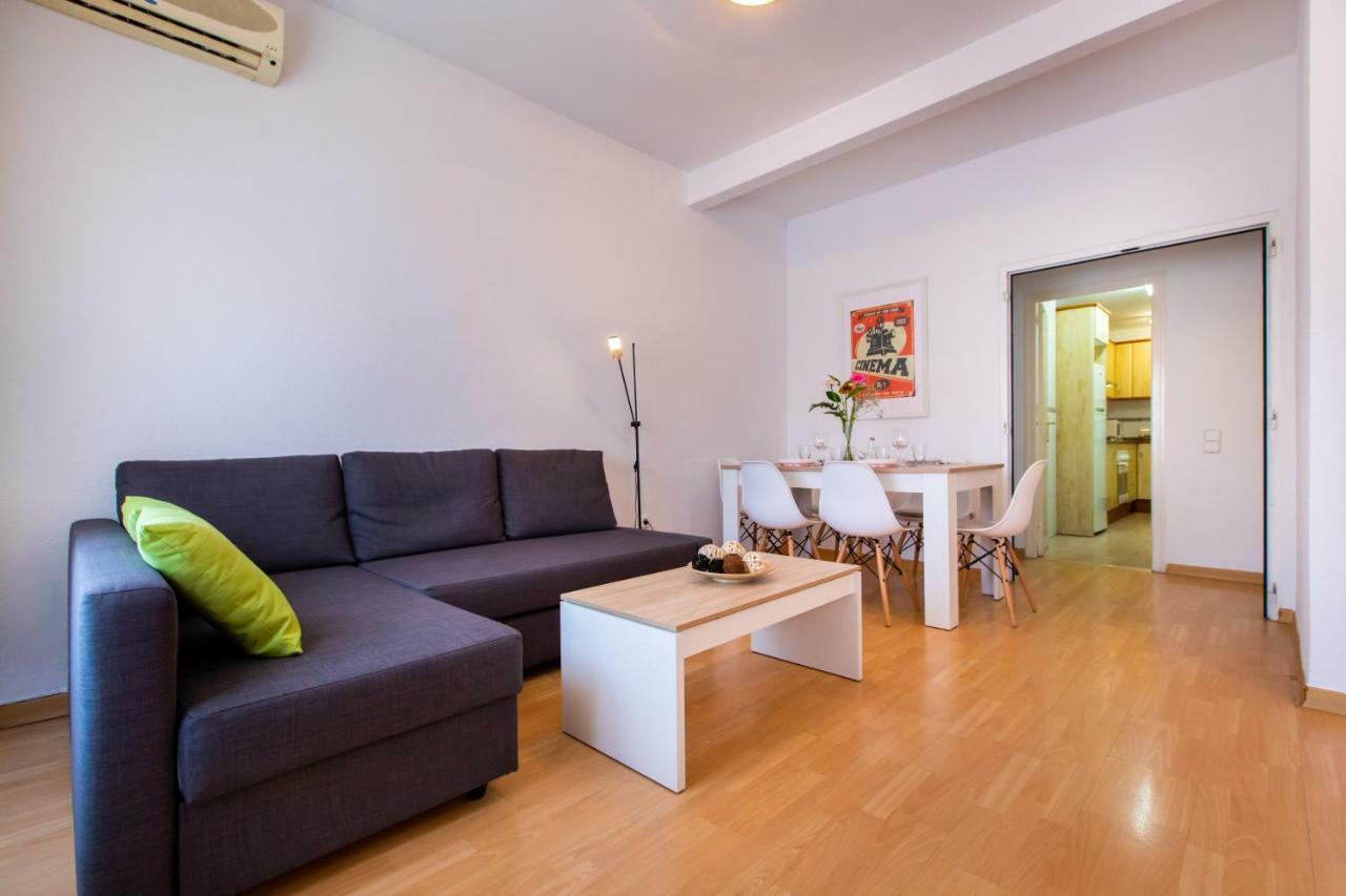 Stay Barcelona Borne Apartment Bagian luar foto
