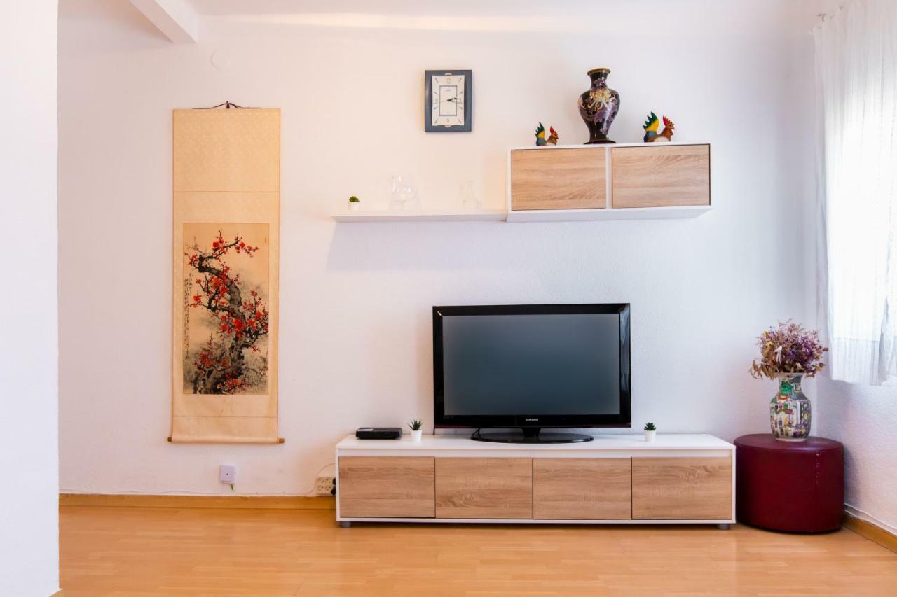 Stay Barcelona Borne Apartment Bagian luar foto